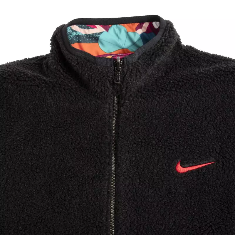 Casaco de Frio Nike Lã Reversível Preto/Bege Leap High Just do It - Image 5